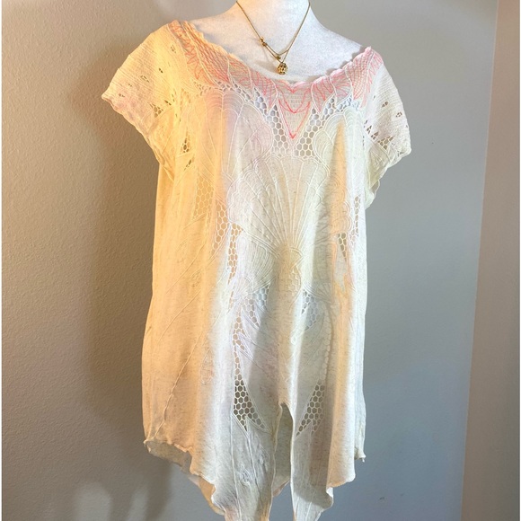 Free People Crochet Shells Scalloped Hem T-shirt - Picture 5 of 13